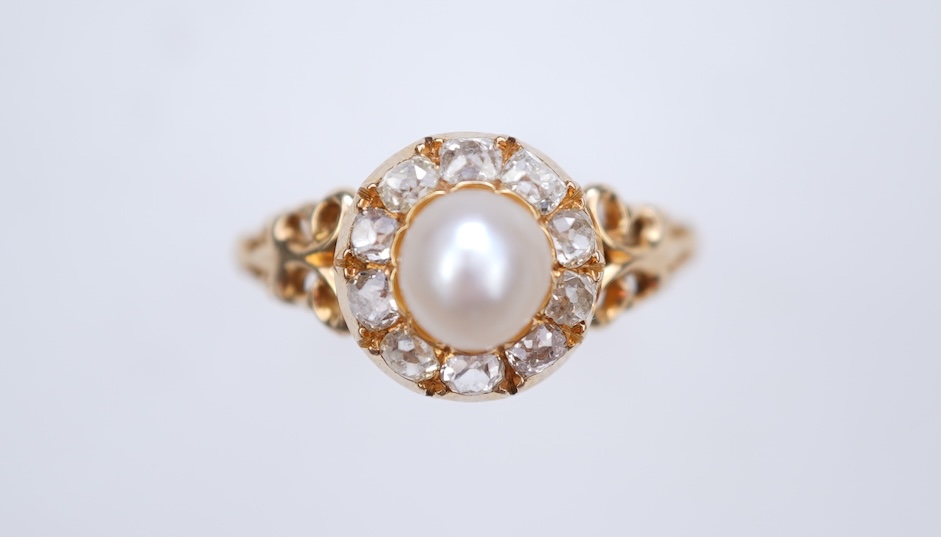 A Victorian pearl and diamond ring, late 19th century